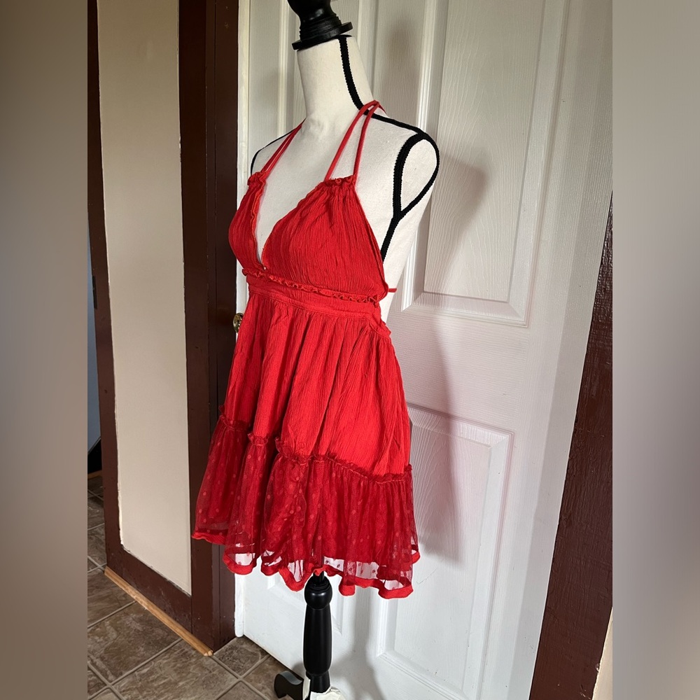 SHEIN VCAY Open Back Layered Halter Dress